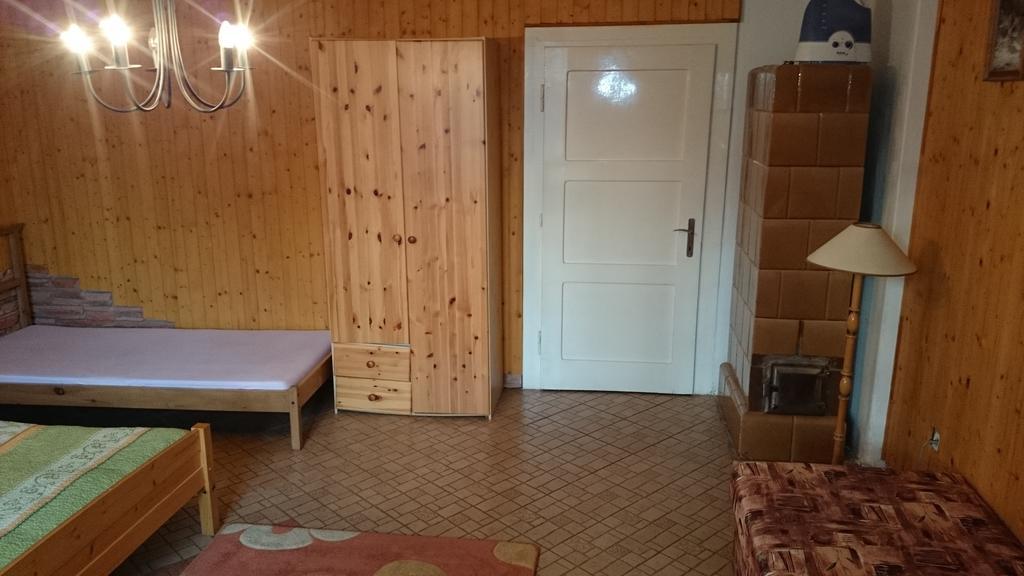 Drevenica Spanka Špania Dolina Chambre photo