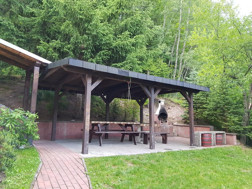 Drevenica Spanka Špania Dolina Extérieur photo