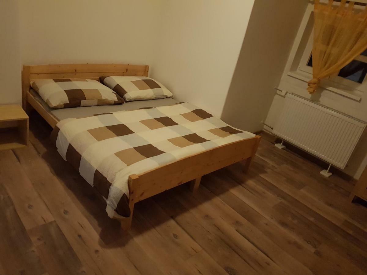 Drevenica Spanka Špania Dolina Extérieur photo